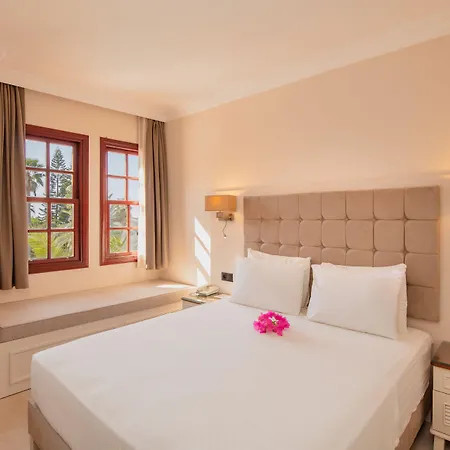 Alize Hotell 4*